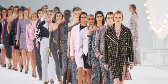 Chanel première marque de luxe européenne a présenté sa collection en Afrique