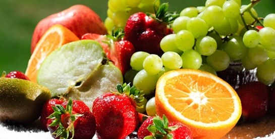 Faudrait-il manger la peau des fruits?
