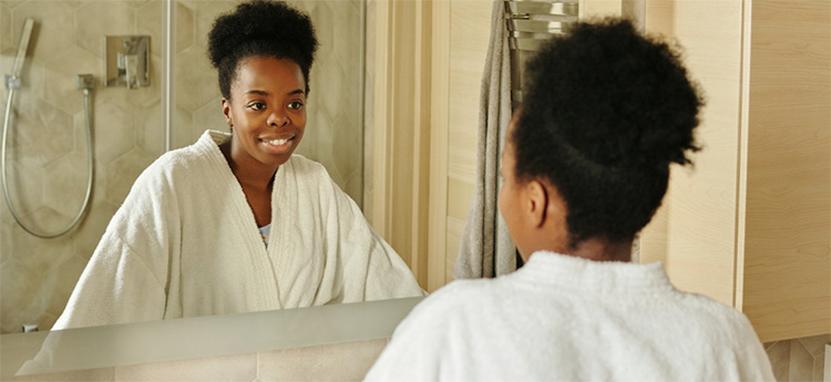 Les avantages incroyables du ghee ou beure de lait de vache pour les cheveux