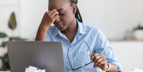 Heure maximum de travail par semaine : existe-t-il un quota à ne pas dépasser pour notre santé mentale ?