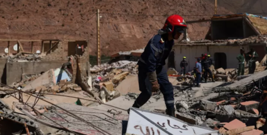 Séisme au Maroc : « J'ai dû choisir entre sauver mes parents ou mon fils »