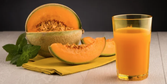 Le jus de melon : une boisson rafraîchissante aux multiples bienfaits !