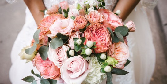 Le bouquet de la mariée : un accessoire indispensable