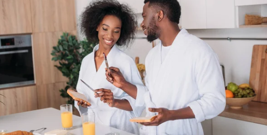 Le Petit-Déjeuner Idéal : Quoi Mettre dans Votre Assiette Chaque Matin