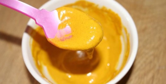 Masque au curcuma pour éliminer les gros points noirs!