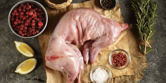 Cuisiner le Lapin : Astuce Infaillible pour Éliminer son Odeur Avant la Cuisson
