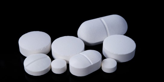 Calcium : faut-il le prendre le matin ou le soir pour une meilleure absorption ?