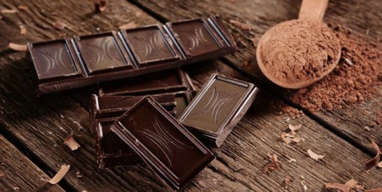 Manger du chocolat noir, c’est aussi penser à son cœur