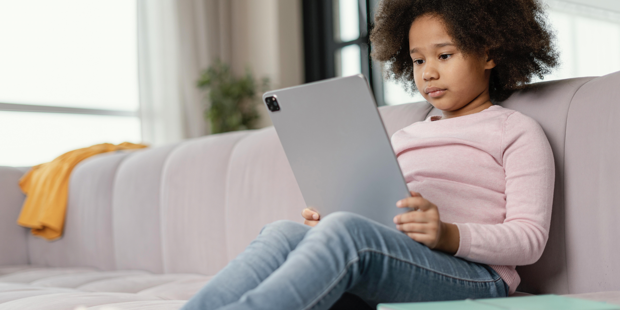 Écrans et enfants : 7 conseils efficaces pour limiter le temps passé devant les écrans