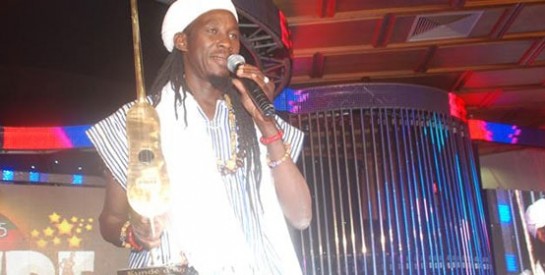 Kundé 2015 : Sana Bob remporte le trophée du meilleur artiste du burkina