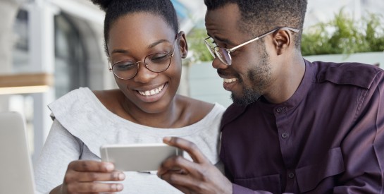 Compte commun ou finances séparées : quelle gestion adopter dans le couple ?