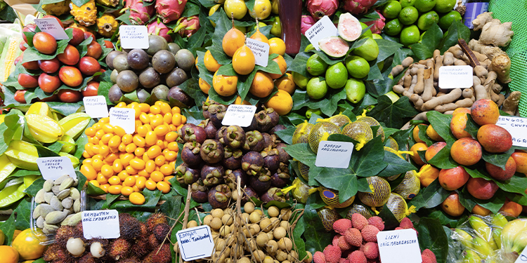 Les 5 super-aliments du marché africain à intégrer à votre petit-déjeuner pour une journée au top