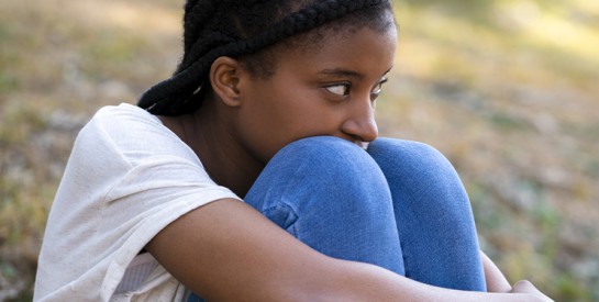 Quand l’adolescent se referme : comment maintenir la communication sans intrusion