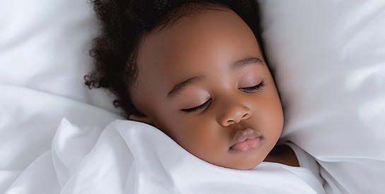 Le sommeil de bébé : Les méthodes d'apaisement inspirées des traditions africaines