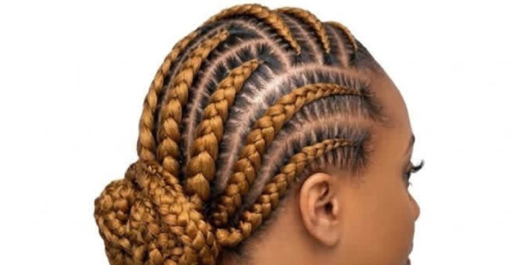 Tresses, nattes, vanilles : comment protéger ses cheveux lorsqu’on porte une coiffure protectrice ?
