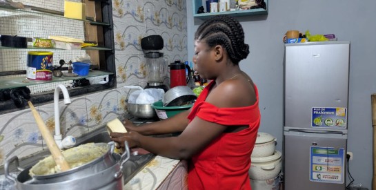 Au Zimbabwe, des femmes militent pour la reconnaissance du travail domestique `` invisible ``