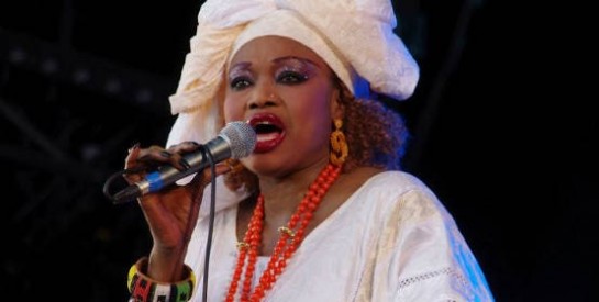 Oumou Sangaré assignée en justice