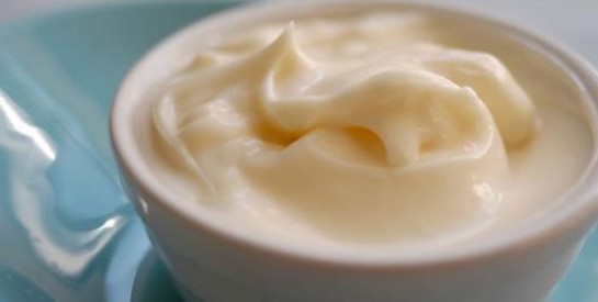 Possible d`avoir des cheveux en bonne santé avec la mayonnaise