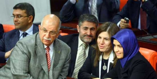 Des députées voilées au Parlement turc, une première controversée