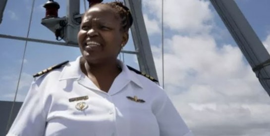 En Afrique du Sud, la première femme noire à la tête d’un navire militaire veut faire des émules