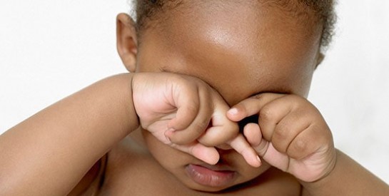 Comment atténuer les démangeaisons des yeux chez les enfants?