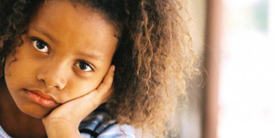 5 astuces pour que votre enfant arrête de se ronger les ongles