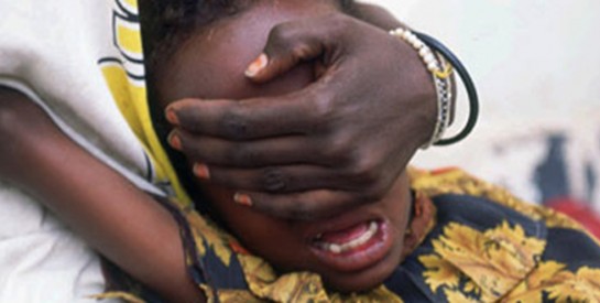 Les mutilations génitales féminines peinent à reculer dans le monde