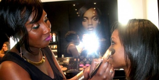Comment maquiller une peau mature ?