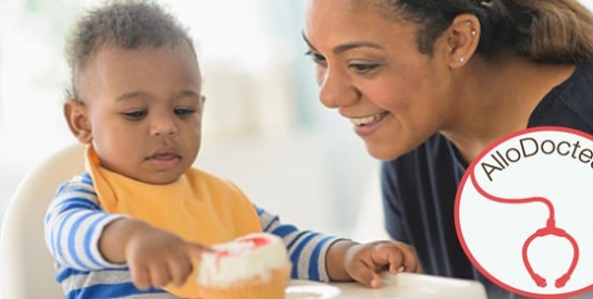 ‘’A 7 mois, mon bébé veut la nourriture pour grande personne’’