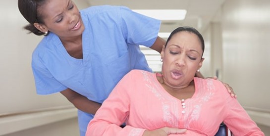 Douleur abdominale pendant la grossesse : faut-il s`inquiéter ?
