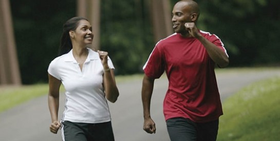 La marche à pied: de nombreux bienfaits santé