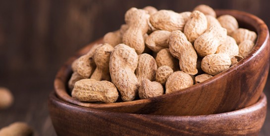 Donner des cacahuètes aux jeunes enfants meilleur moyen d'éviter les allergies